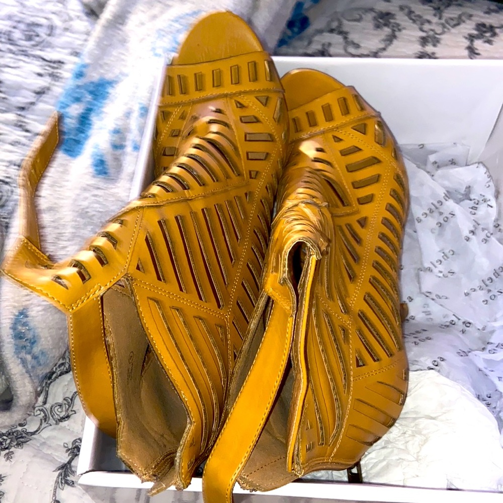 Caged stiletto open toe